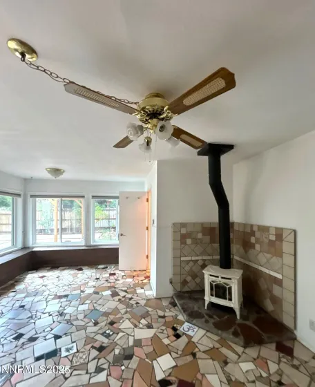 1155 Washington, Reno, Nevada 89503, 4 Bedrooms Bedrooms, ,3 BathroomsBathrooms,Residential Lease,Manufactured,Washington,0,260012835