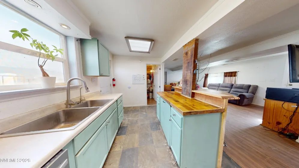 5355 Godchaux, Winnemucca, Nevada 89445, 3 Bedrooms Bedrooms, ,2 BathroomsBathrooms,Residential,Residential,Godchaux,0,260003692