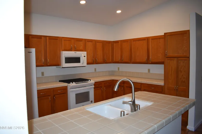1826 White Pine, Minden, Nevada 89423, 2 Bedrooms Bedrooms, ,2 BathroomsBathrooms,Residential,Residential,White Pine,0,260012843
