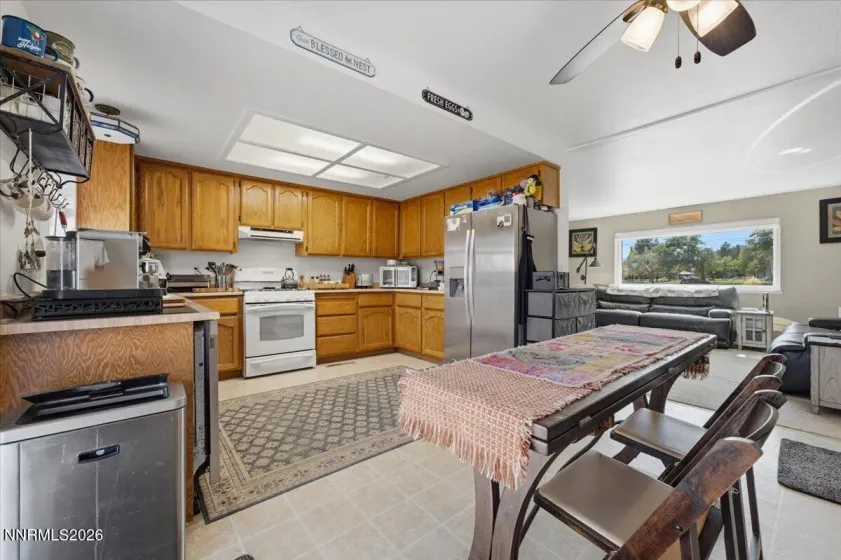 360 Overland, Carson City, Nevada 89701, 3 Bedrooms Bedrooms, ,2 BathroomsBathrooms,Residential,Residential,Overland,0,260012848