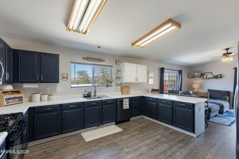 5687 Peach, Sun Valley, Nevada 89433, 3 Bedrooms Bedrooms, ,2 BathroomsBathrooms,Residential,Residential,Peach,0,260012849