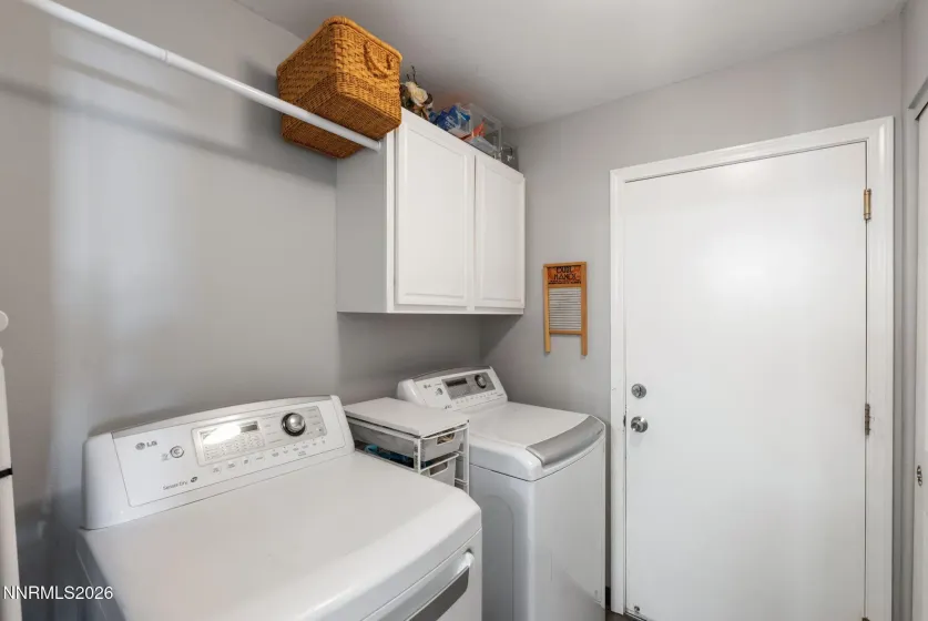 5687 Peach, Sun Valley, Nevada 89433, 3 Bedrooms Bedrooms, ,2 BathroomsBathrooms,Residential,Residential,Peach,0,260012849