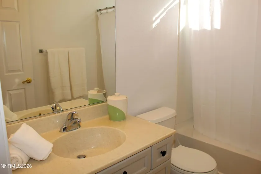1750 Glen Cove, Reno, Nevada 89521, 3 Bedrooms Bedrooms, ,2 BathroomsBathrooms,Residential,Residential,Glen Cove,0,260012856