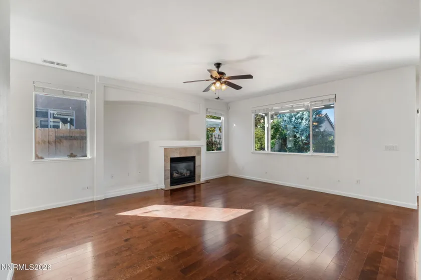 10295 Lucente, Reno, Nevada 89521, 3 Bedrooms Bedrooms, ,2 BathroomsBathrooms,Residential,Residential,Lucente,0,260012857