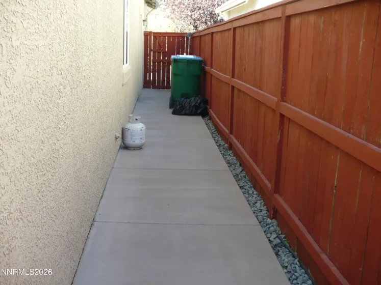 10572 Fort Morgan, Reno, Nevada 89521, 3 Bedrooms Bedrooms, ,2 BathroomsBathrooms,Residential,Residential,Fort Morgan,0,260012862