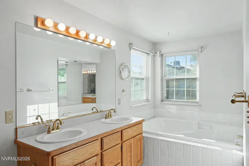 481 Meadow Glen, Fallon, Nevada 89406, 3 Bedrooms Bedrooms, ,2 BathroomsBathrooms,Residential,Residential,Meadow Glen,0,260012864