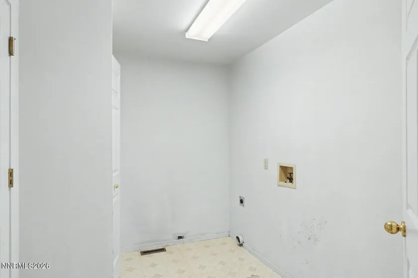 481 Meadow Glen, Fallon, Nevada 89406, 3 Bedrooms Bedrooms, ,2 BathroomsBathrooms,Residential,Residential,Meadow Glen,0,260012864
