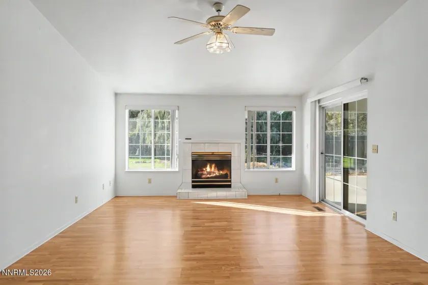 481 Meadow Glen, Fallon, Nevada 89406, 3 Bedrooms Bedrooms, ,2 BathroomsBathrooms,Residential,Residential,Meadow Glen,0,260012864