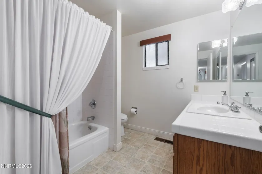 4045 Inverness, Reno, Nevada 89502, 3 Bedrooms Bedrooms, ,2 BathroomsBathrooms,Residential,Residential,Inverness,0,260012879
