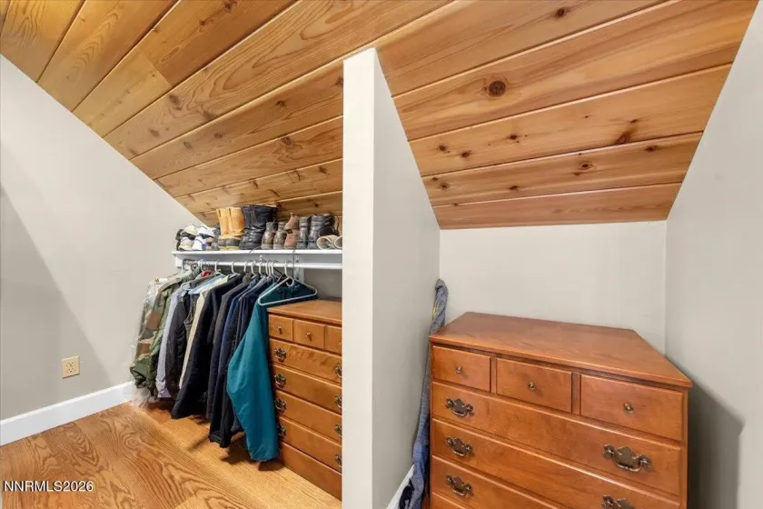 16480 Logan Meadow, Reno, Nevada 89511, 2 Bedrooms Bedrooms, ,1 BathroomBathrooms,Residential,Residential,Logan Meadow,0,260012882