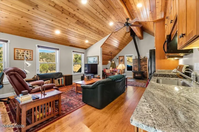 16480 Logan Meadow, Reno, Nevada 89511, 2 Bedrooms Bedrooms, ,1 BathroomBathrooms,Residential,Residential,Logan Meadow,0,260012882