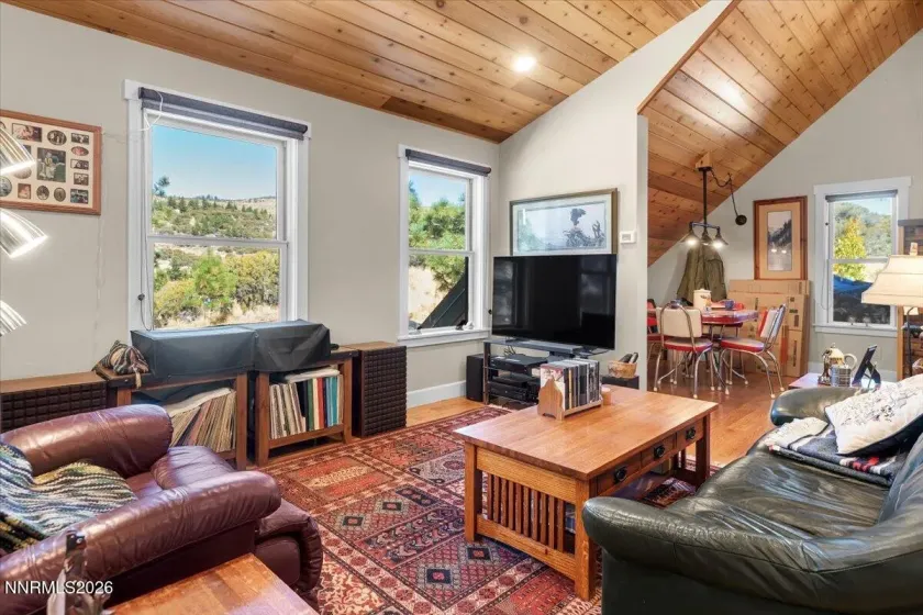 16480 Logan Meadow, Reno, Nevada 89511, 2 Bedrooms Bedrooms, ,1 BathroomBathrooms,Residential,Residential,Logan Meadow,0,260012882