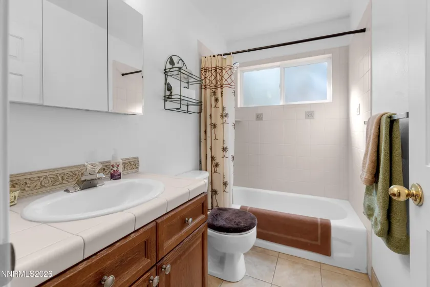 3445 Thornhill, Reno, Nevada 89509, 3 Bedrooms Bedrooms, ,2 BathroomsBathrooms,Residential,Residential,Thornhill,0,260012883