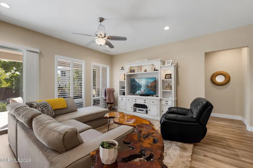 3097 Kaleidoscope, Sparks, Nevada 89436, 4 Bedrooms Bedrooms, ,3 BathroomsBathrooms,Residential,Residential,Kaleidoscope,0,260012884