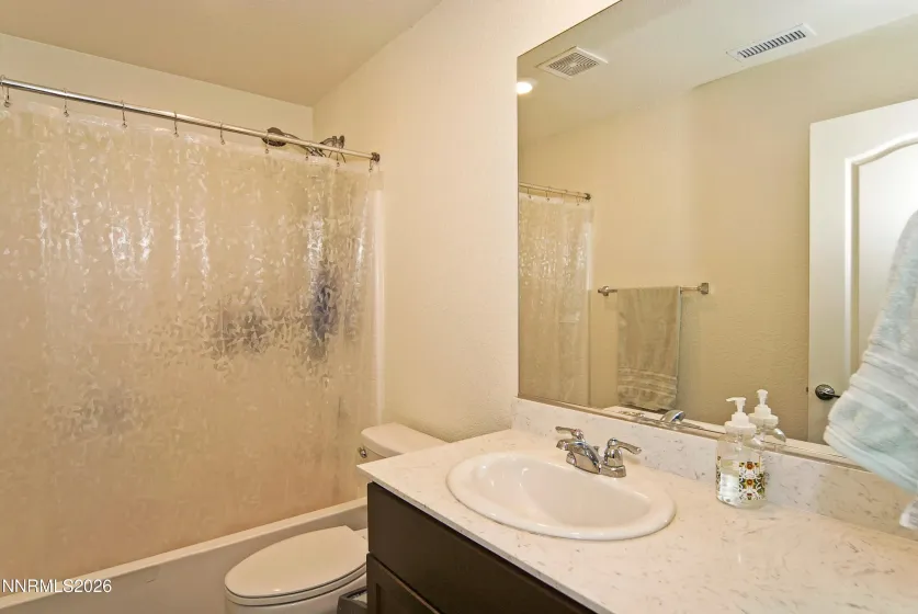 8937 Quail Fls, Reno, Nevada 89506, 3 Bedrooms Bedrooms, ,3 BathroomsBathrooms,Residential,Residential,Quail Fls,0,260012888