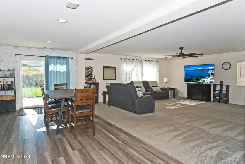 8937 Quail Fls, Reno, Nevada 89506, 3 Bedrooms Bedrooms, ,3 BathroomsBathrooms,Residential,Residential,Quail Fls,0,260012888