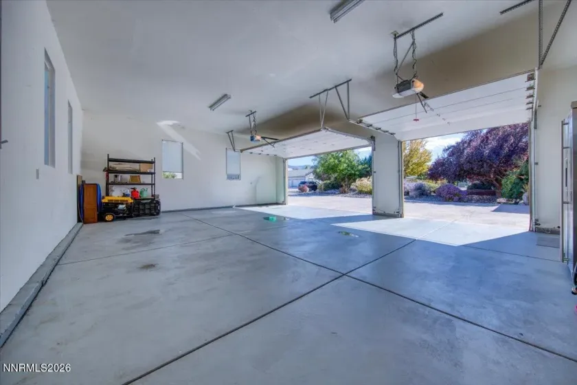 401 Kingsbarn, Dayton, Nevada 89403, 3 Bedrooms Bedrooms, ,4 BathroomsBathrooms,Residential,Residential,Kingsbarn,0,260012891