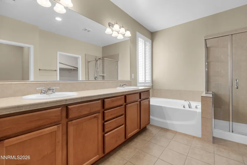 3704 Ancestor, Sparks, Nevada 89436, 3 Bedrooms Bedrooms, ,2 BathroomsBathrooms,Residential,Residential,Ancestor,0,260012893