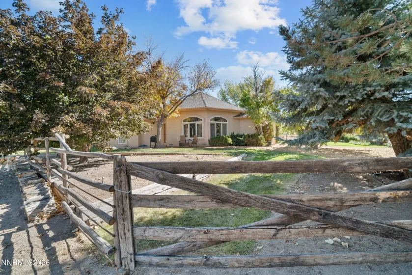 31 Garms, Smith Valley, Nevada 89430, 2 Bedrooms Bedrooms, ,3 BathroomsBathrooms,Residential,Residential,Garms,0,260012895