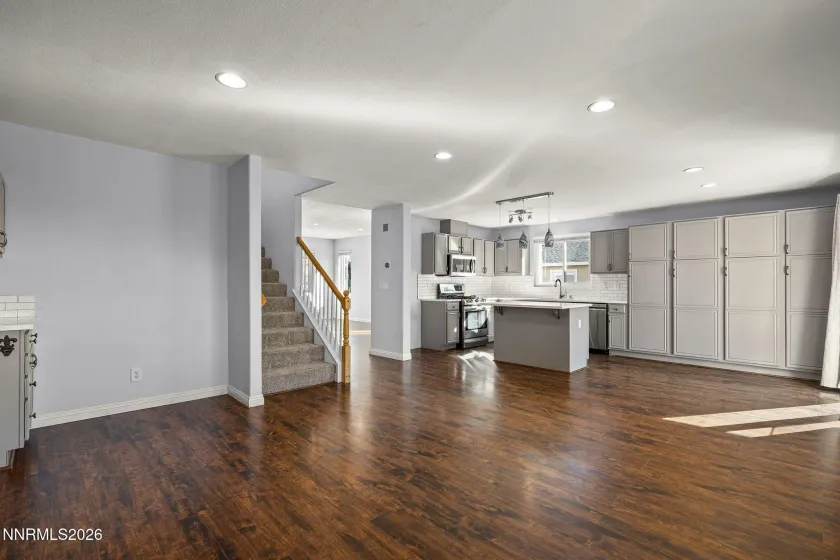 4048 Royal Sage, Reno, Nevada 89503, 5 Bedrooms Bedrooms, ,3 BathroomsBathrooms,Residential,Residential,Royal Sage,0,260012899