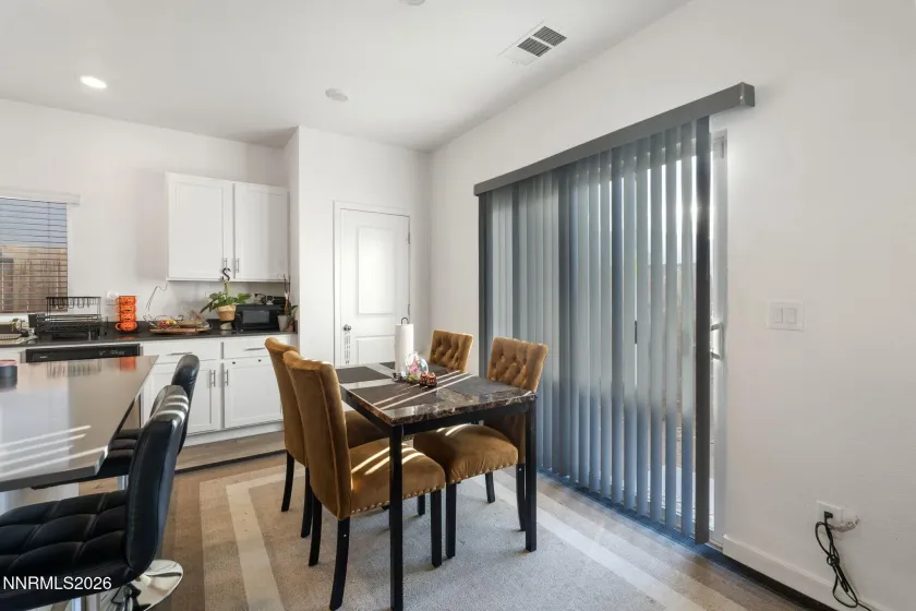 613 Pleasant Vis, Reno, Nevada 89506, 4 Bedrooms Bedrooms, ,3 BathroomsBathrooms,Residential,Residential,Pleasant Vis,0,260012901