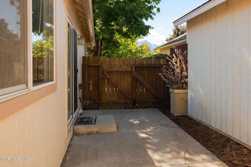 1468 Garden Glen, Gardnerville, Nevada 89410, 3 Bedrooms Bedrooms, ,2 BathroomsBathrooms,Residential,Residential,Garden Glen,0,260012912