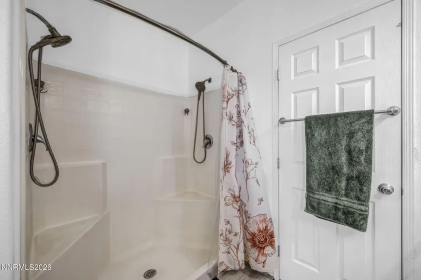 5285 Lemon, Silver Springs, Nevada 89429, 3 Bedrooms Bedrooms, ,2 BathroomsBathrooms,Residential,Residential,Lemon,0,260012913