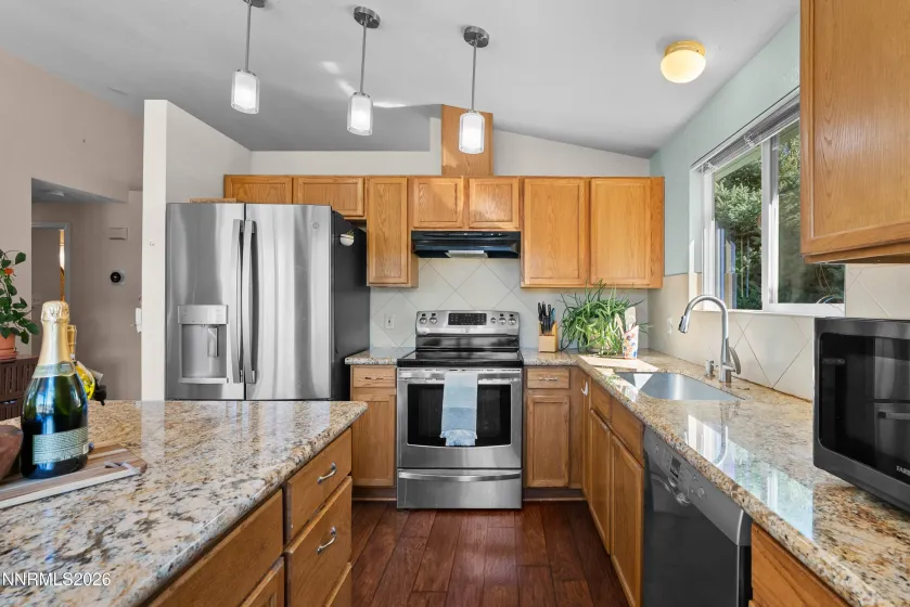 6830 Sonterra, Reno, Nevada 89523, 2 Bedrooms Bedrooms, ,2 BathroomsBathrooms,Residential,Residential,Sonterra,0,260012917