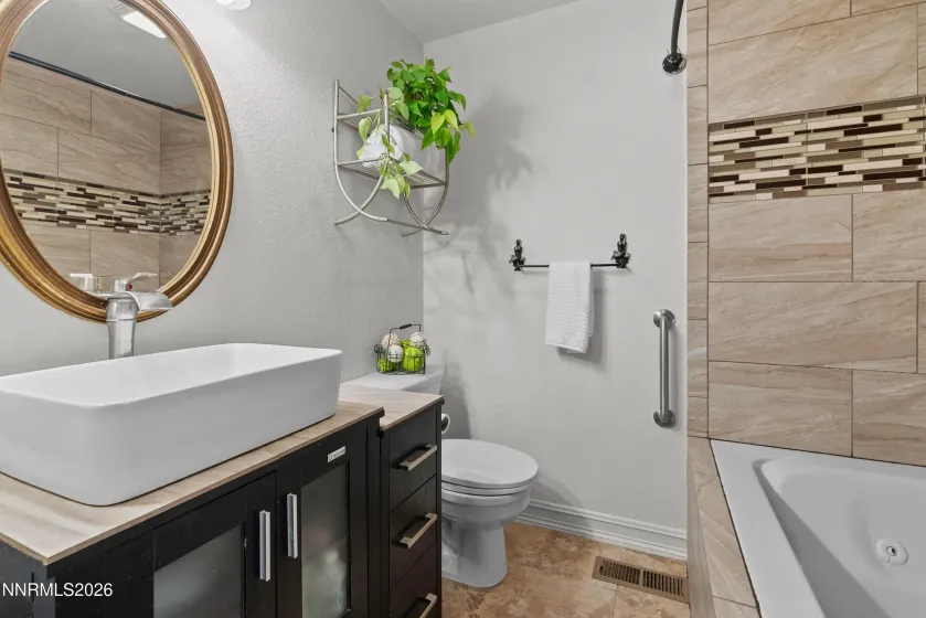 6830 Sonterra, Reno, Nevada 89523, 2 Bedrooms Bedrooms, ,2 BathroomsBathrooms,Residential,Residential,Sonterra,0,260012917