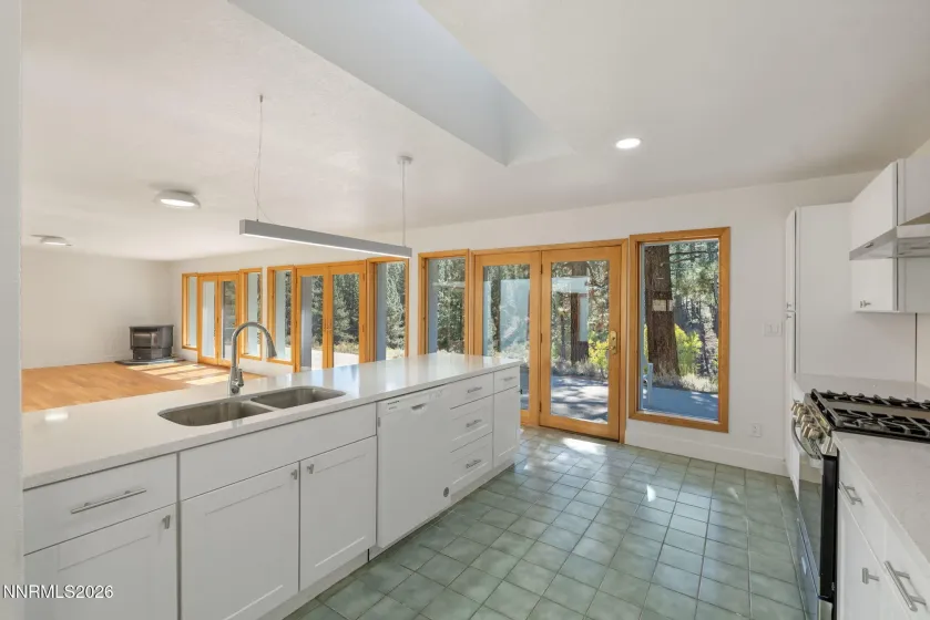 4640 Old Clear Creek, Carson City, Nevada 89705, 3 Bedrooms Bedrooms, ,2 BathroomsBathrooms,Residential,Residential,Old Clear Creek,0,260012721
