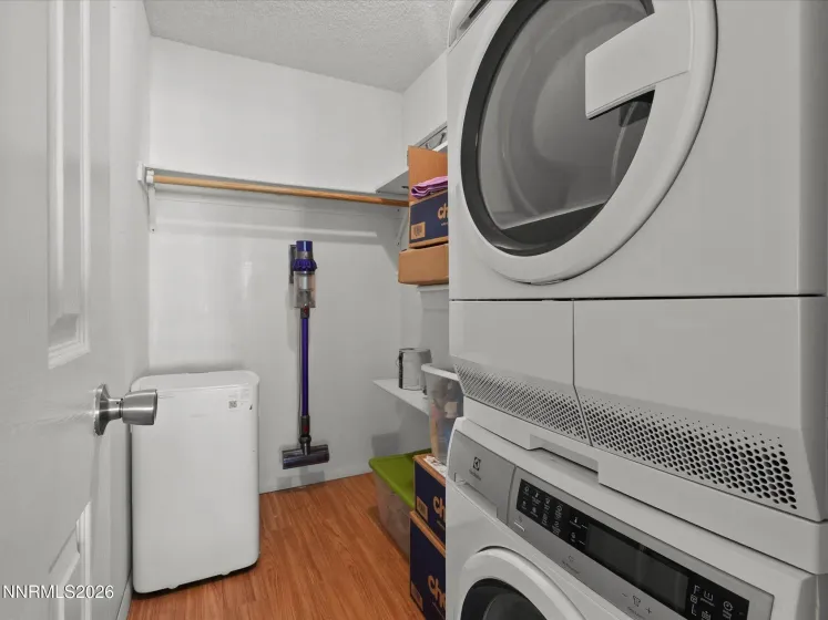3925 Clear Acre, Reno, Nevada 89512, 2 Bedrooms Bedrooms, ,1 BathroomBathrooms,Residential,Residential,Clear Acre,0,260012925