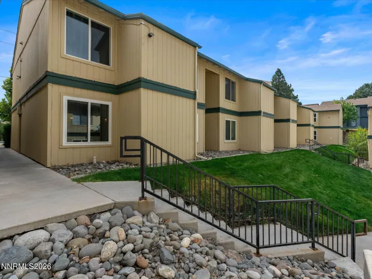 3925 Clear Acre, Reno, Nevada 89512, 2 Bedrooms Bedrooms, ,1 BathroomBathrooms,Residential,Residential,Clear Acre,0,260012925
