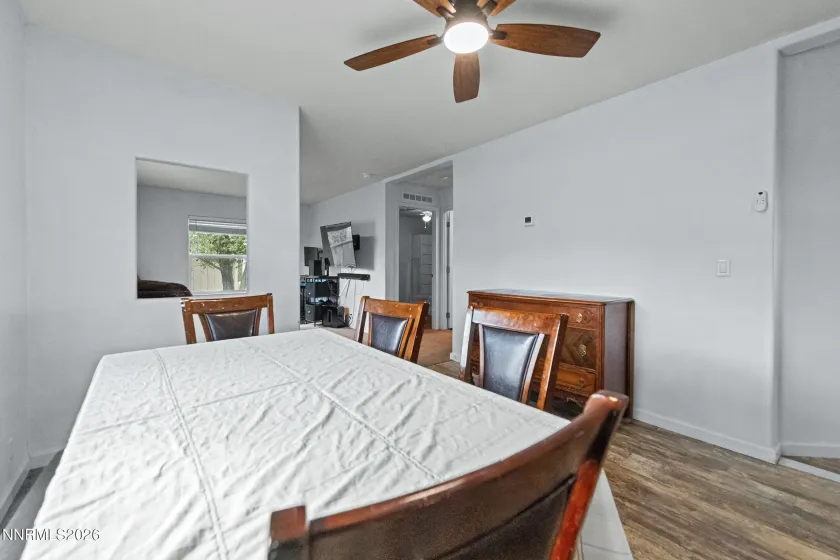 18 Scarsdale, Yerington, Nevada 89447, 3 Bedrooms Bedrooms, ,2 BathroomsBathrooms,Residential,Residential,Scarsdale,0,260012926