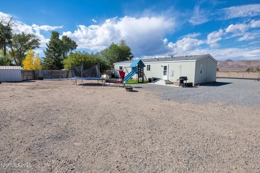 18 Scarsdale, Yerington, Nevada 89447, 3 Bedrooms Bedrooms, ,2 BathroomsBathrooms,Residential,Residential,Scarsdale,0,260012926