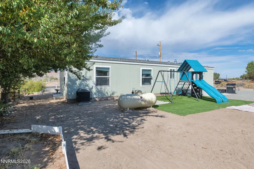 18 Scarsdale, Yerington, Nevada 89447, 3 Bedrooms Bedrooms, ,2 BathroomsBathrooms,Residential,Residential,Scarsdale,0,260012926