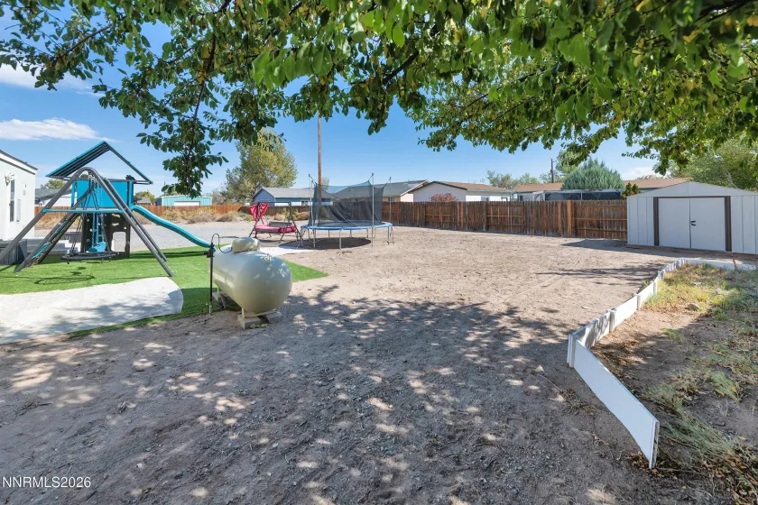18 Scarsdale, Yerington, Nevada 89447, 3 Bedrooms Bedrooms, ,2 BathroomsBathrooms,Residential,Residential,Scarsdale,0,260012926