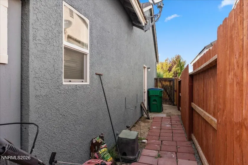 10170 Buckeye, Reno, Nevada 89521, 3 Bedrooms Bedrooms, ,2 BathroomsBathrooms,Residential,Residential,Buckeye,0,260012930