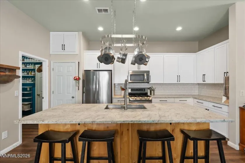 10170 Buckeye, Reno, Nevada 89521, 3 Bedrooms Bedrooms, ,2 BathroomsBathrooms,Residential,Residential,Buckeye,0,260012930