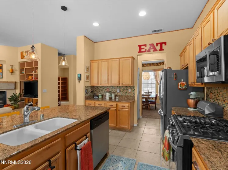 1441 Wild Wolf, Reno, Nevada 89521, 4 Bedrooms Bedrooms, ,3 BathroomsBathrooms,Residential,Residential,Wild Wolf,0,260012929