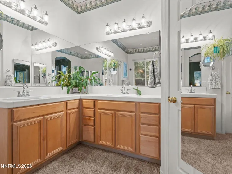 1441 Wild Wolf, Reno, Nevada 89521, 4 Bedrooms Bedrooms, ,3 BathroomsBathrooms,Residential,Residential,Wild Wolf,0,260012929