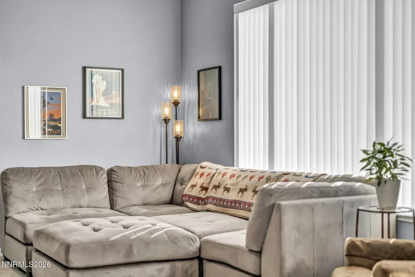 7477 Sansol, Sparks, Nevada 89436, 3 Bedrooms Bedrooms, ,2 BathroomsBathrooms,Residential,Residential,Sansol,0,260012934