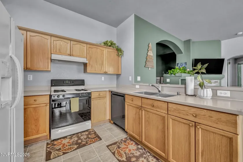 7477 Sansol, Sparks, Nevada 89436, 3 Bedrooms Bedrooms, ,2 BathroomsBathrooms,Residential,Residential,Sansol,0,260012934