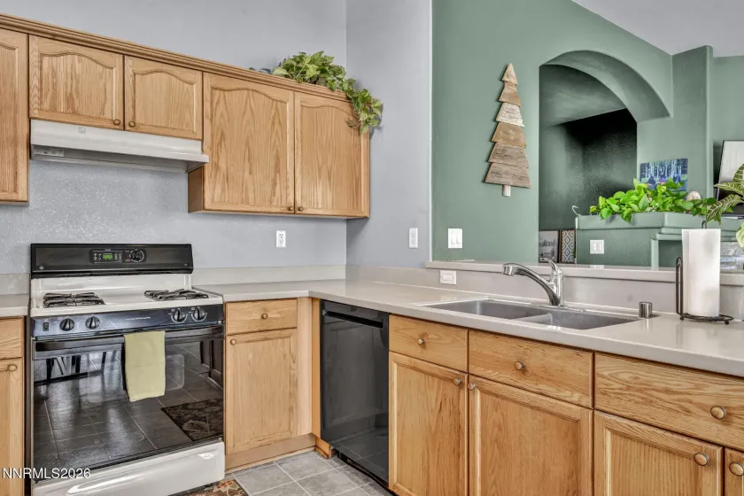 7477 Sansol, Sparks, Nevada 89436, 3 Bedrooms Bedrooms, ,2 BathroomsBathrooms,Residential,Residential,Sansol,0,260012934