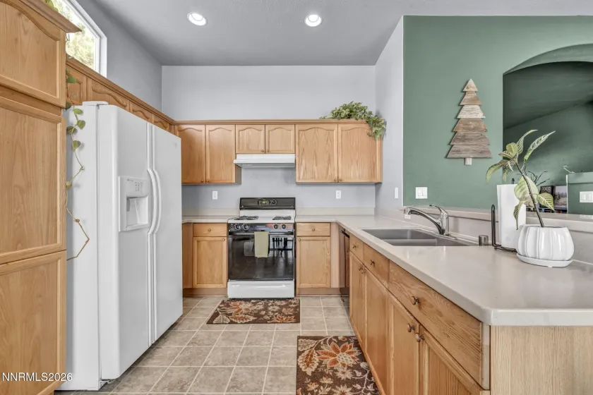 7477 Sansol, Sparks, Nevada 89436, 3 Bedrooms Bedrooms, ,2 BathroomsBathrooms,Residential,Residential,Sansol,0,260012934