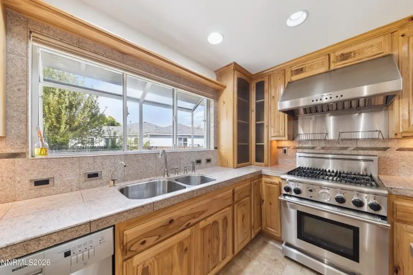 792 Marsh, Carson City, Nevada 89701, 4 Bedrooms Bedrooms, ,3 BathroomsBathrooms,Residential,Residential,Marsh,0,260012935