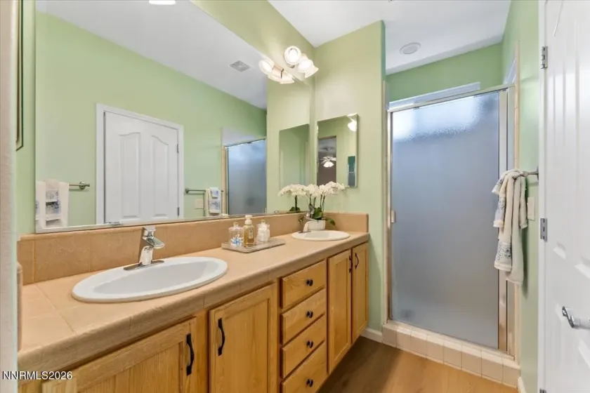 Primary bath with dual sinks.