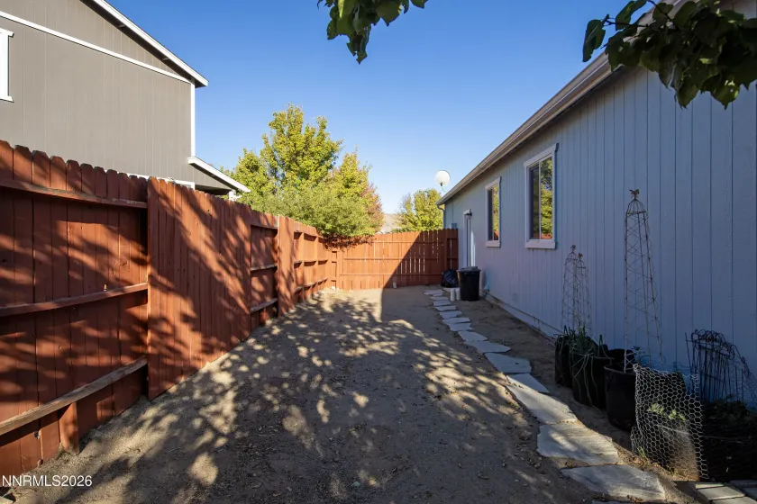 17930 Clear Lake, Reno, Nevada 89508, 3 Bedrooms Bedrooms, ,2 BathroomsBathrooms,Residential,Residential,Clear Lake,0,260012946