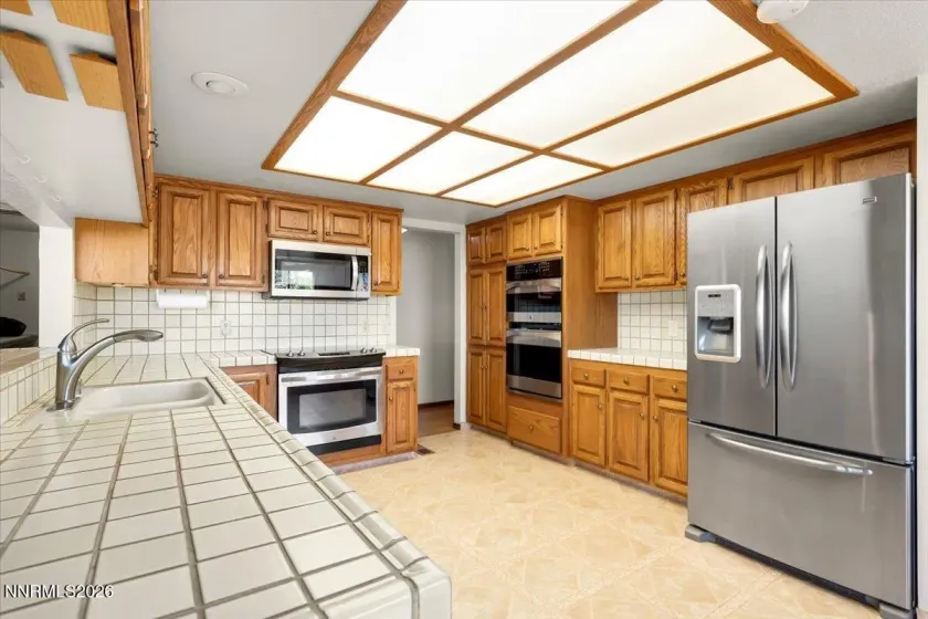1585 Twin Oaks, Reno, Nevada 89511, 5 Bedrooms Bedrooms, ,3 BathroomsBathrooms,Residential,Residential,Twin Oaks,0,260012950