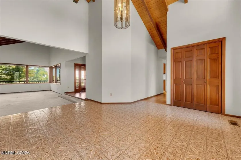 1585 Twin Oaks, Reno, Nevada 89511, 5 Bedrooms Bedrooms, ,3 BathroomsBathrooms,Residential,Residential,Twin Oaks,0,260012950