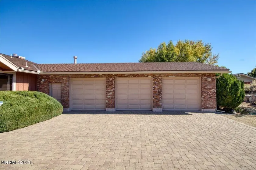 1585 Twin Oaks, Reno, Nevada 89511, 5 Bedrooms Bedrooms, ,3 BathroomsBathrooms,Residential,Residential,Twin Oaks,0,260012950